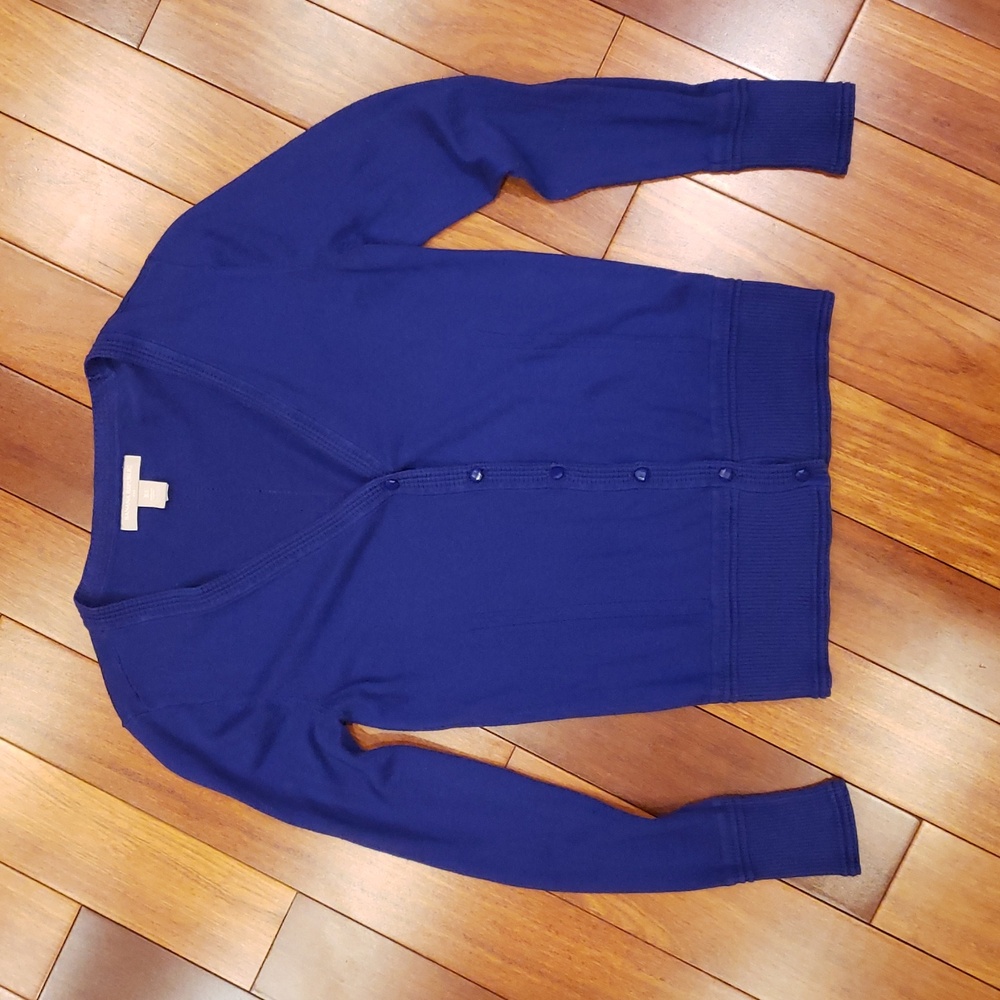 Banana Republic cardigan button up sweater. Women's XS. Purple